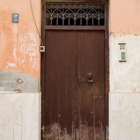 Maison Tulip Apartmán Palermo